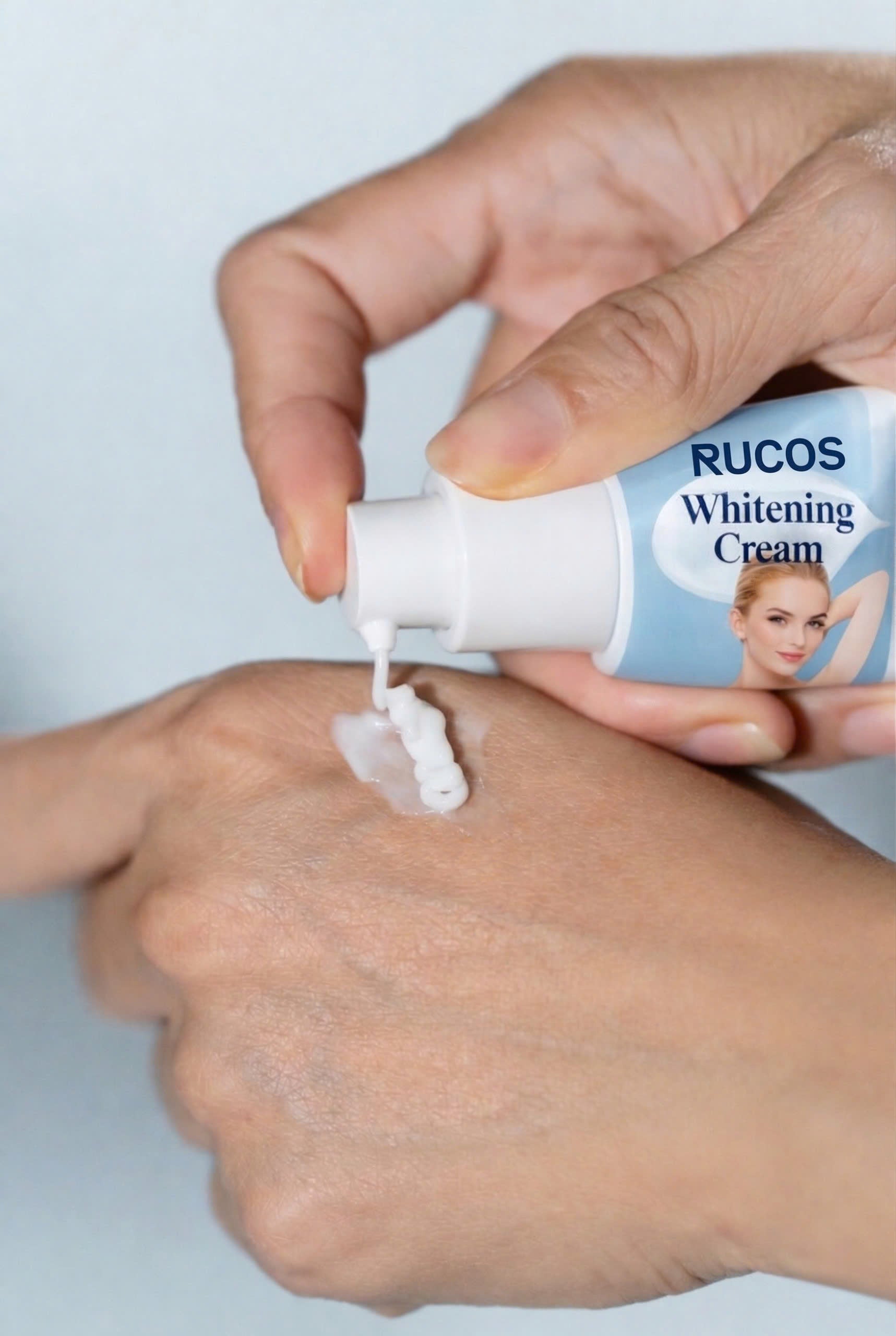 Crema Iluminadora de Axilas Cuidado de Manchas y Control del Olor